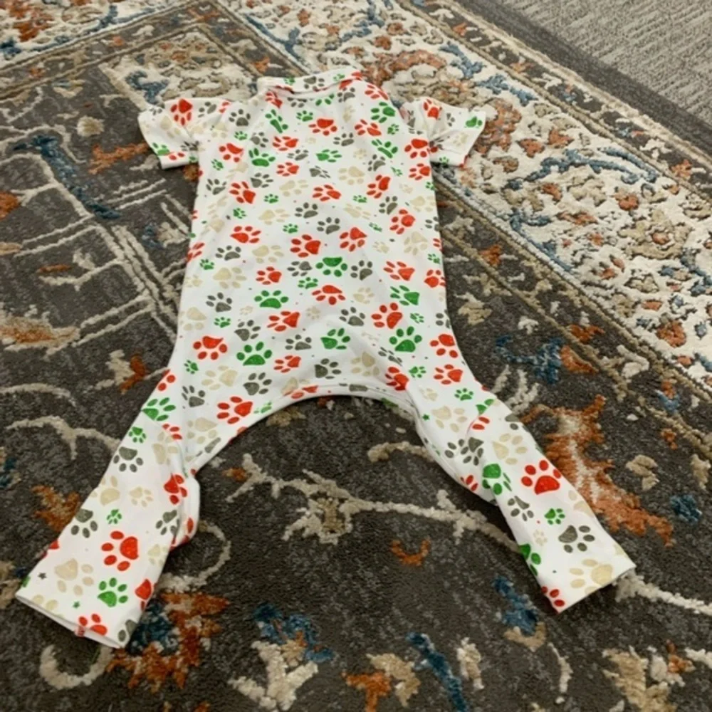 NWT Christmas Paws‎ PJ Size L